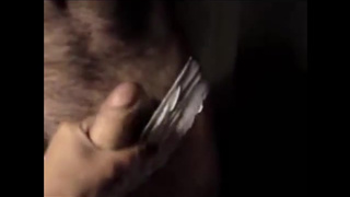 Суженый одел трусики жены а та ему подрочила хуй