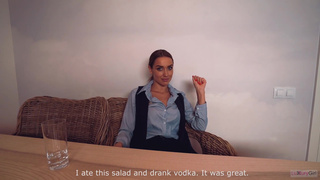 Учительница по русскому языку отсосала хуец ученику и дала себя трахнуть