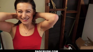 Инцест папочки и худой дочери с маленькими буферами