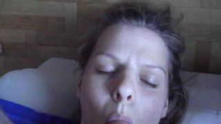 Девку с большой жопой жарят в анал