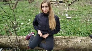 Развел на минетик питерскую студентку и угостил вкусной спермой