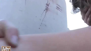 Два русских паренька прут одну девченку на двоих